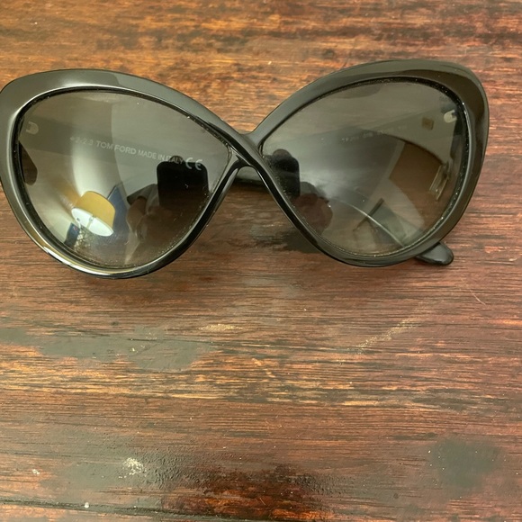 Tom Ford Black Cat Eye Sunglasses - Picture 3 of 13